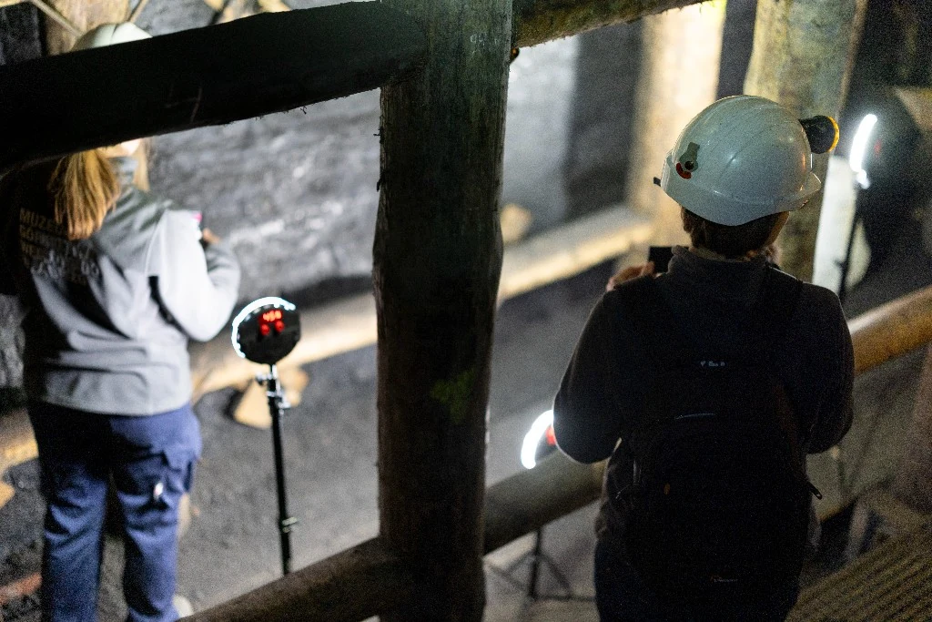 Dokumentacja wyrobiska przy lampach pierścieniowych i urządzeniach ręcznych